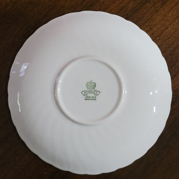 Ansley English Fine Bone China Floral Teacup and Saucer 2299 - Picture 3 of 5